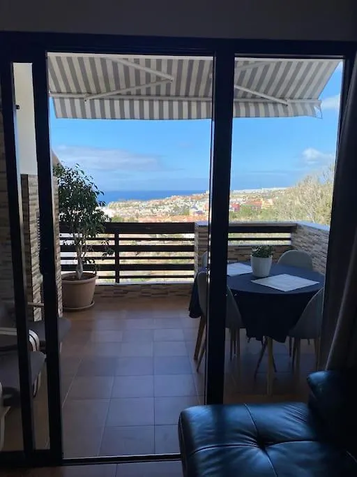 Fantastic Apart With Ocean View 阿德耶